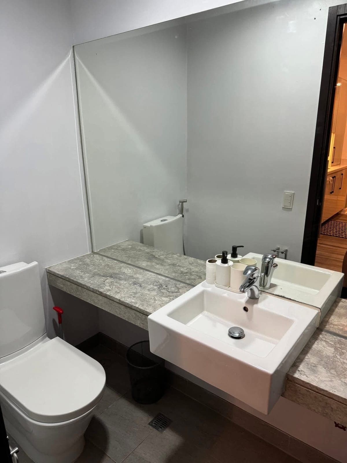 📣FOR RENT 1 Bedroom in The Residences at Greenbelt (TRAG)🏢 - photo 12