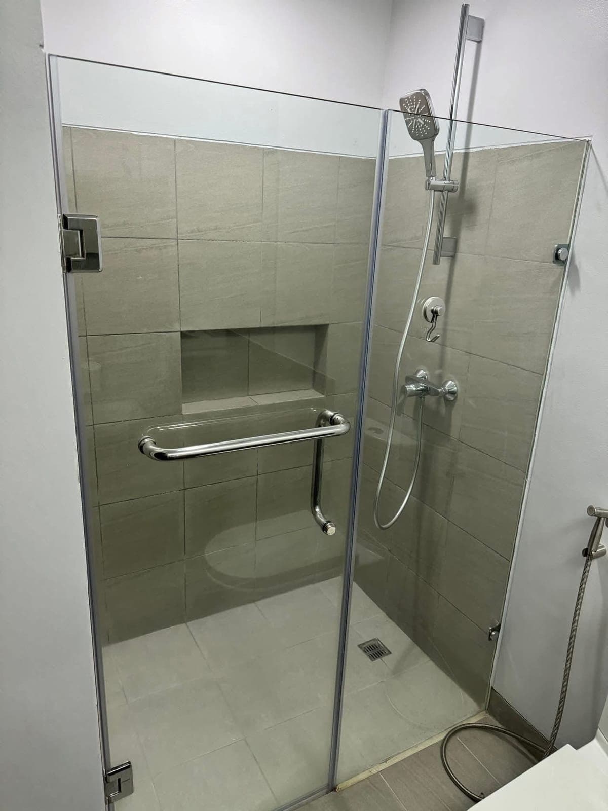 📣FOR RENT 1 Bedroom in The Residences at Greenbelt (TRAG)🏢 - photo 10