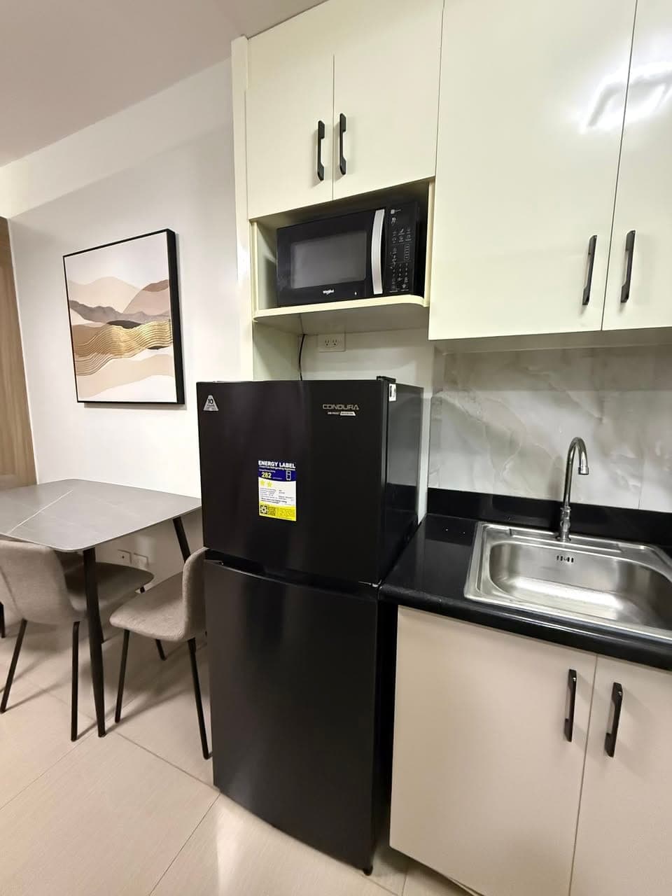 - SHORE 2 RESIDENCES FOR RENT ( OPEN FOR 3 - 6 MONTHS CONTRACT ) - photo 3