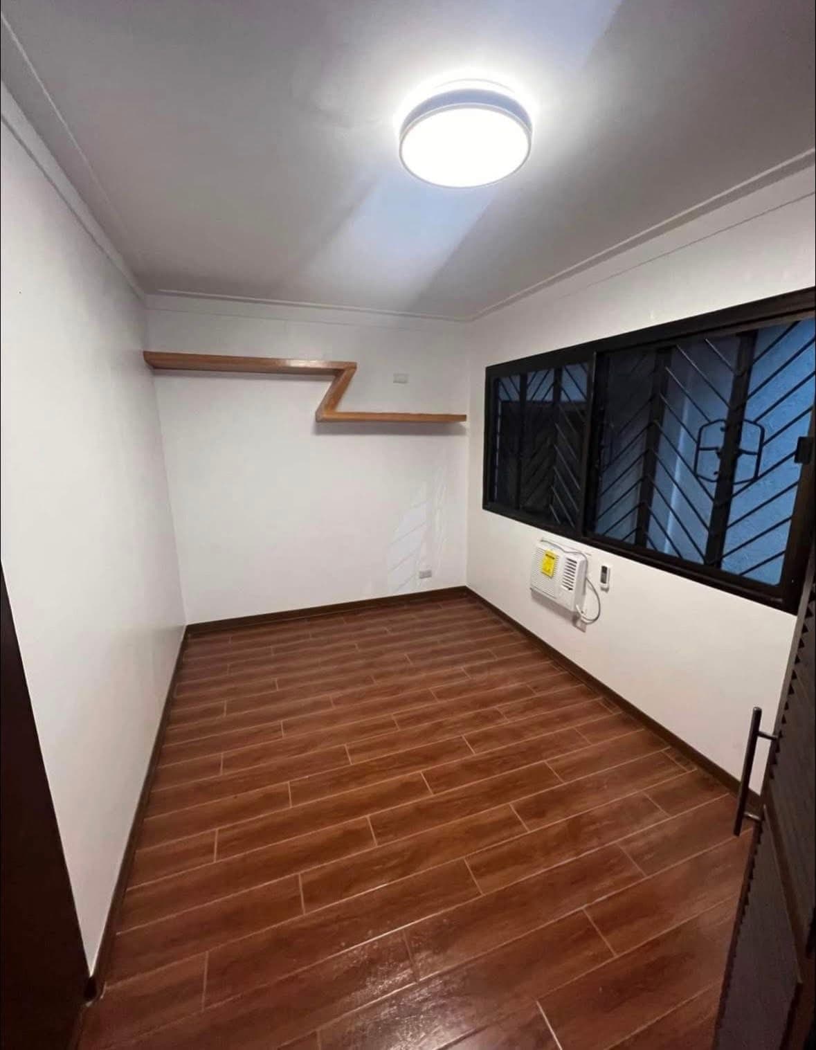 🏡2-STOREY TOWNHOUSE FOR RENT! - photo 4