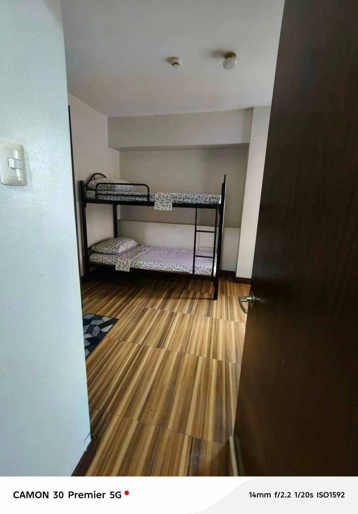 🚨 RUSH RENT 🚨🏘️ 2 Bedroom Unit - photo 5