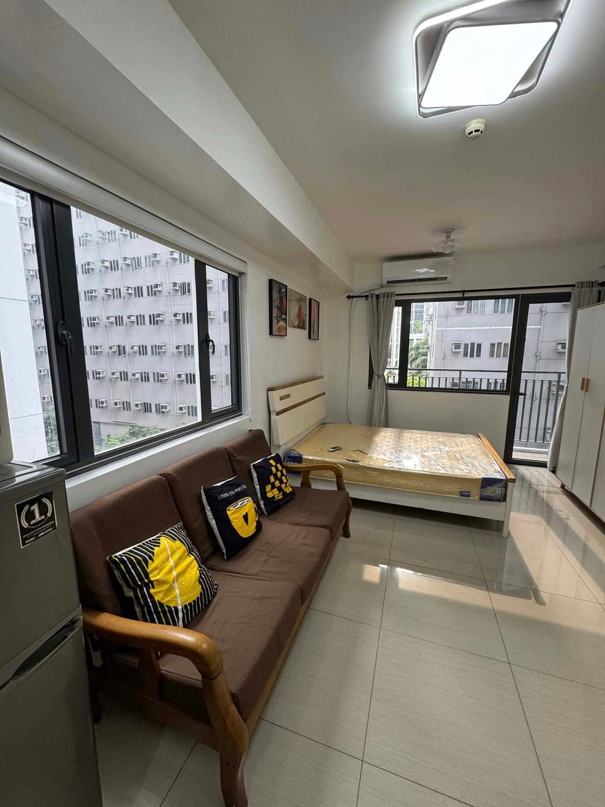 - SHORE 2 RESIDENCES FOR RENT - - photo 5