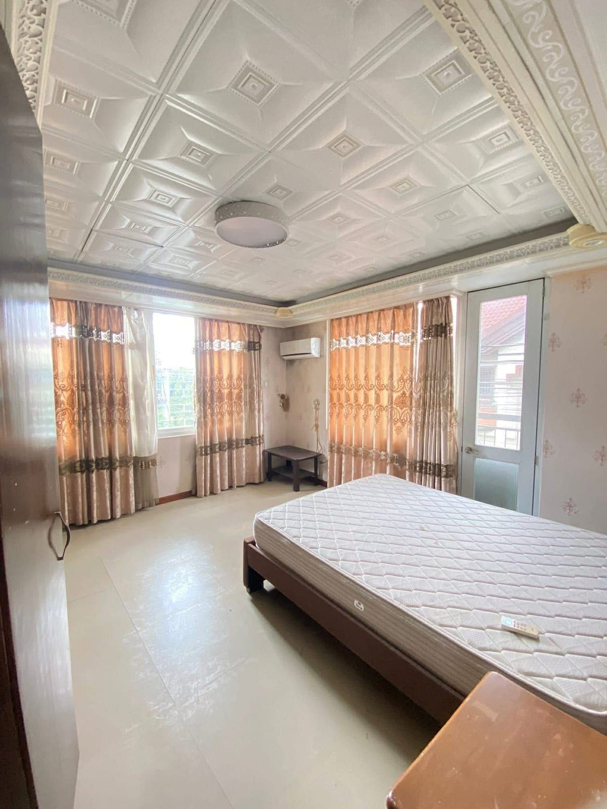 3STORY HOUSE FOR RENT - photo 23