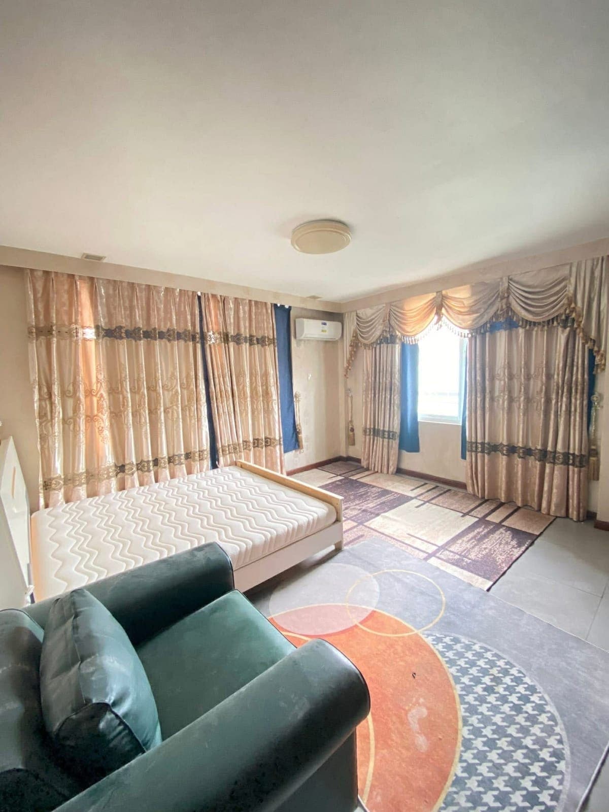 3STORY HOUSE FOR RENT - photo 24