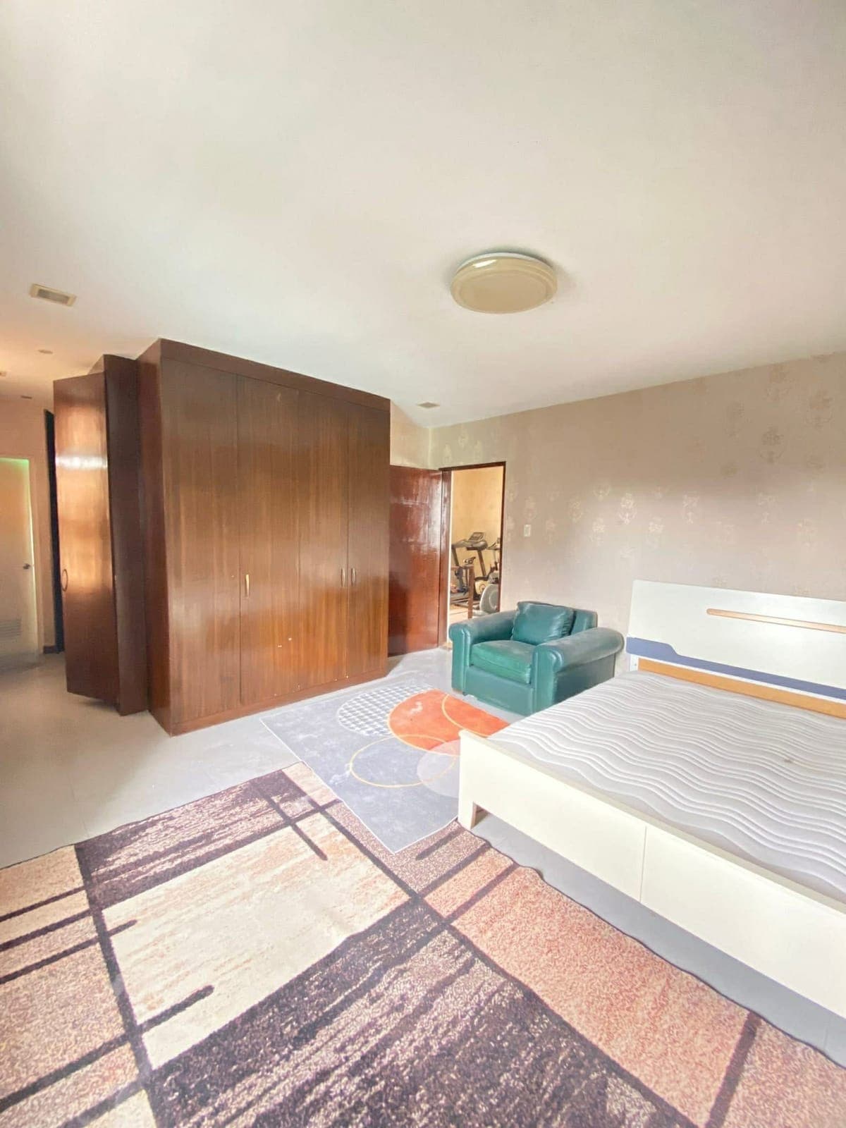 3STORY HOUSE FOR RENT - photo 25