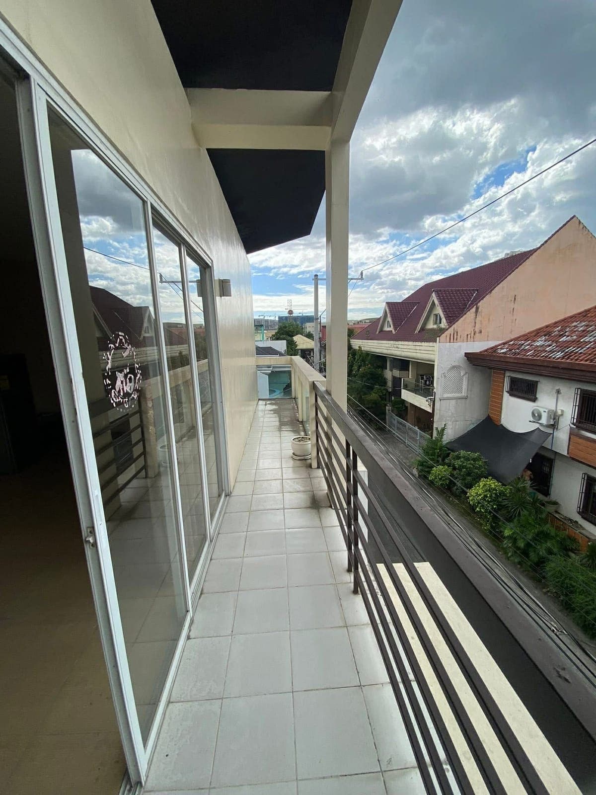 3STORY HOUSE FOR RENT - photo 7