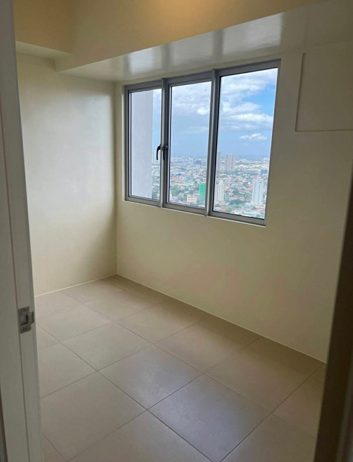 📣FOR RENT 3 bedroom in QC✨ - photo 1