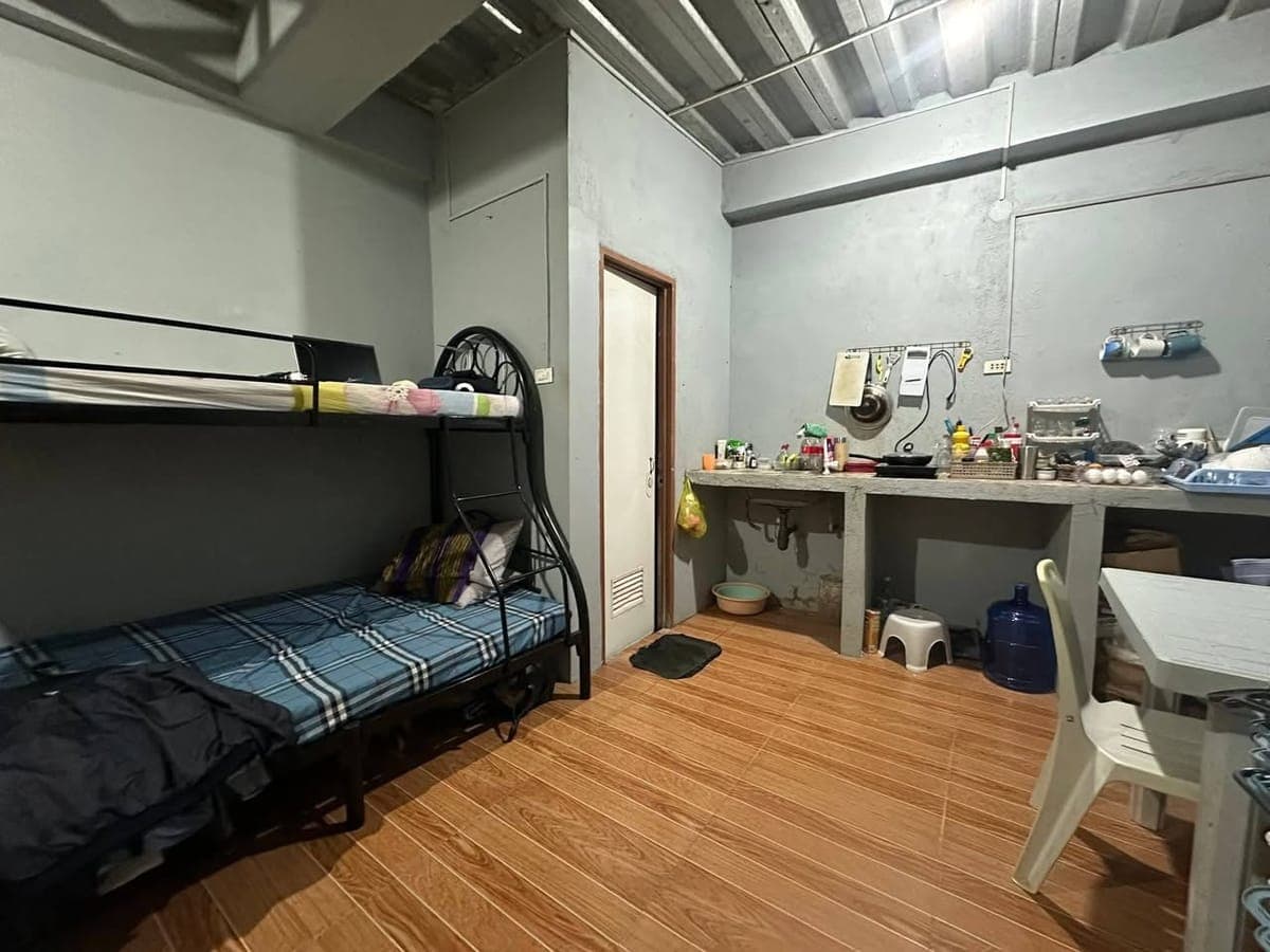 APARTMENT FOR RENT - photo 2