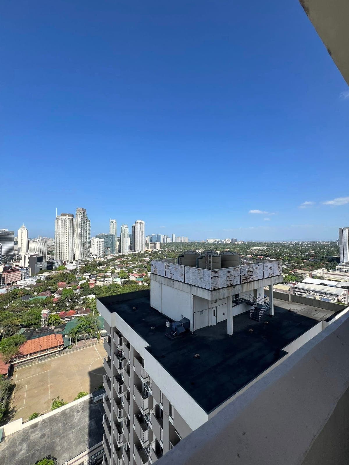 📍LAUREANO DI TREVI TOWERS - photo 9