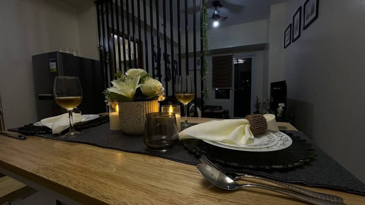 𝐅𝐎𝐑 𝐑𝐄𝐍𝐓 One Bedroom Condo Unit with Balcony in BGC Taguig at Trion Towers. - photo 1