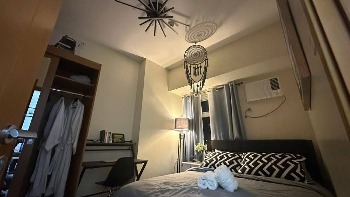 𝐅𝐎𝐑 𝐑𝐄𝐍𝐓 One Bedroom Condo Unit with Balcony in BGC Taguig at Trion Towers. - photo 13