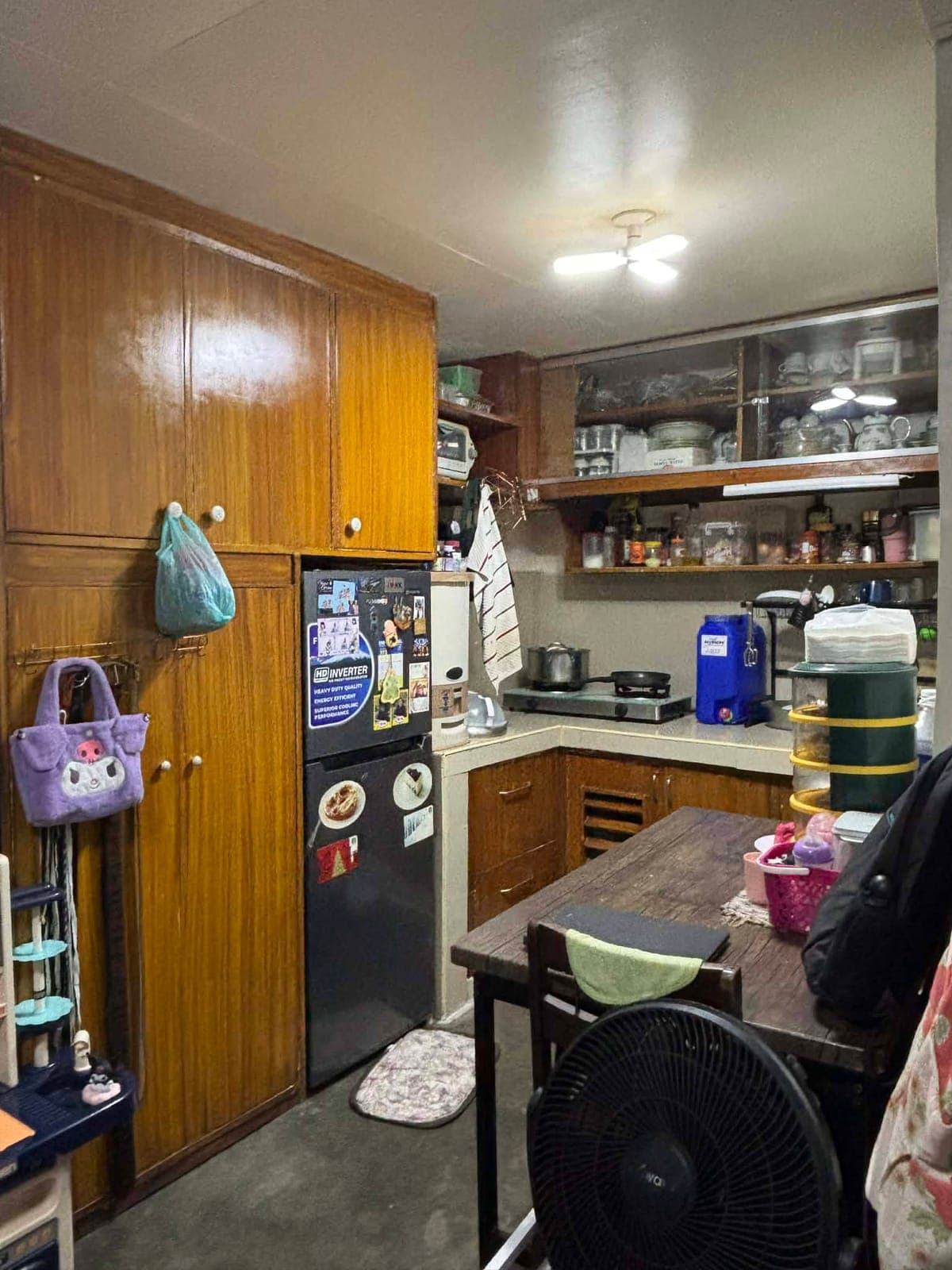 For Rent Studio Type Semi Furnish 2nd Floor - photo 4