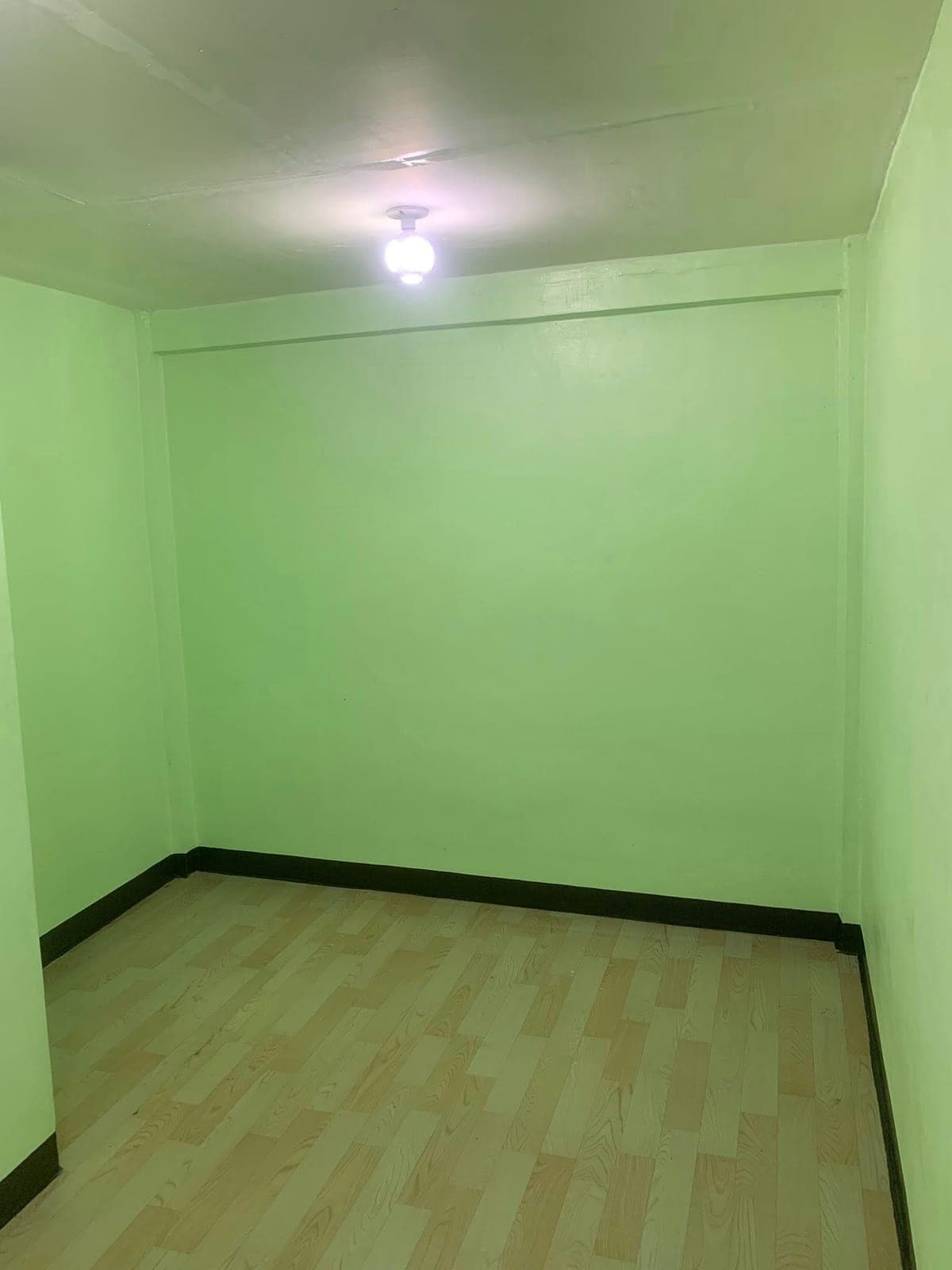 FOR RENT: APARTMENT 2-STOREYS (UP AND DOWN) W/ TERRACE, 1 BEDROOM, 1 BATHROOM, NEAR UNIVERSITY BELT,... - photo 3