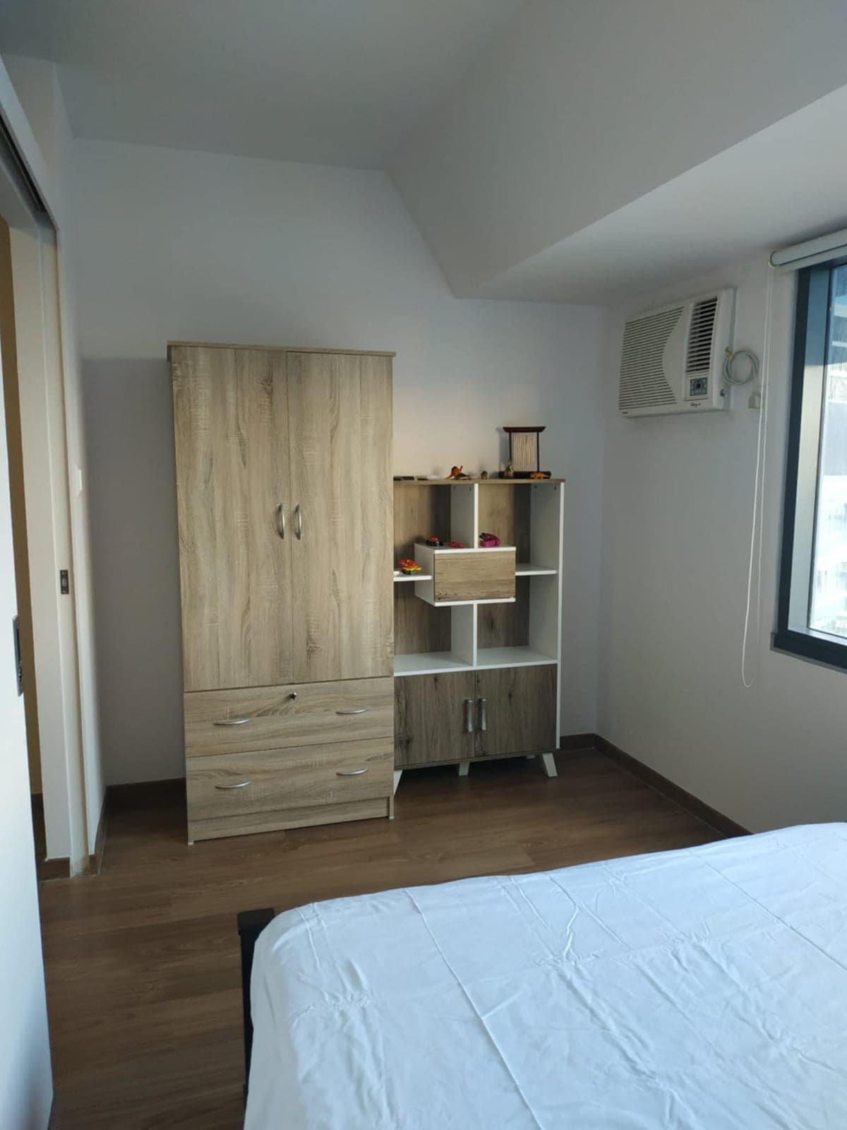 🚨 RUSH RENT 🚨🏘️ 1 Bedroom Unit - photo 4