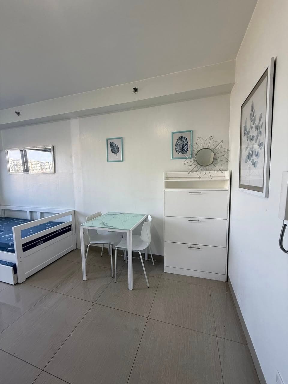 - SHORE 2 RESIDENCES FOR RENT - - photo 2