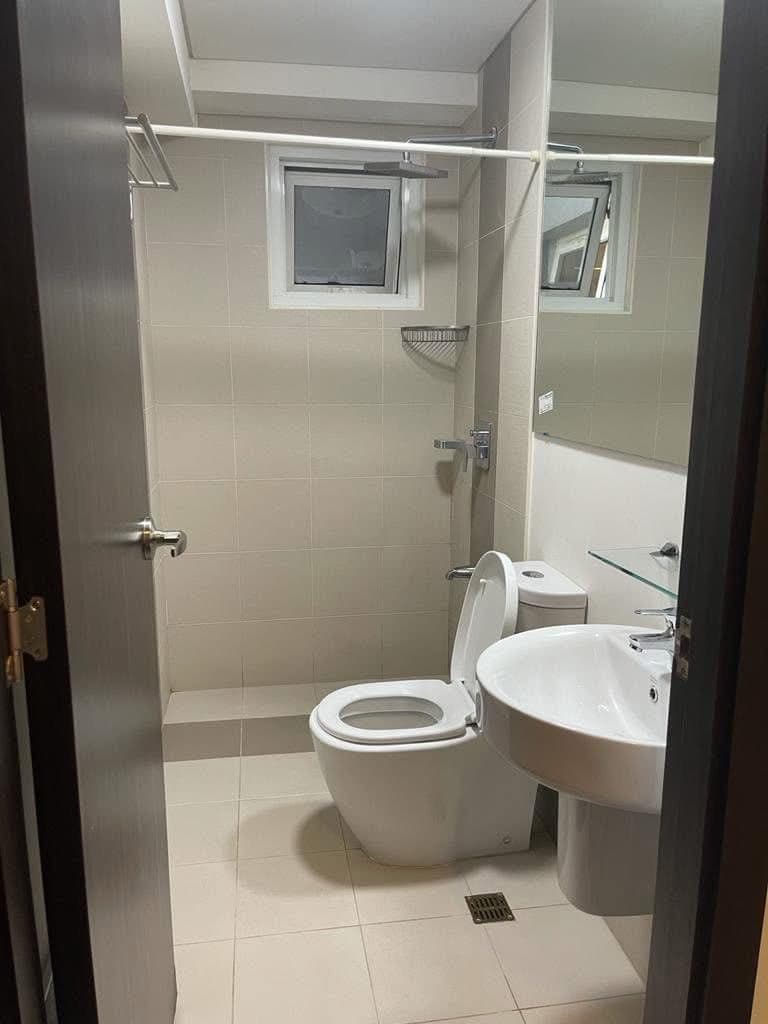 🚨 RUSH RENT 🚨🏘️ Studio Type  Unit - photo 6