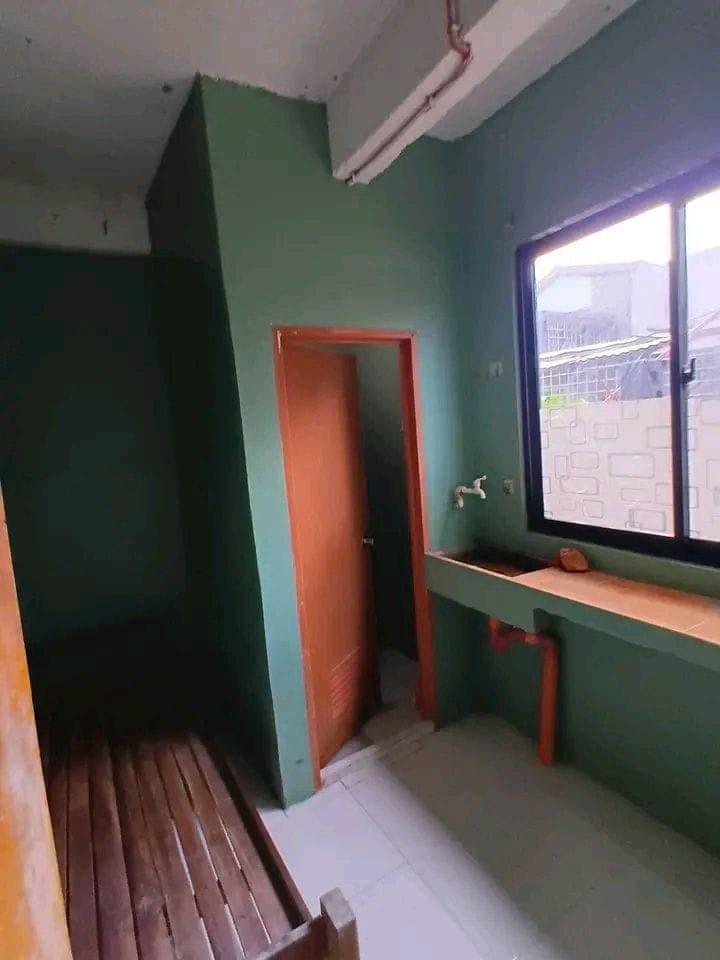 Semi furnished room for rent - photo 5