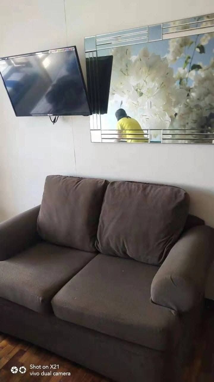 𝐅𝐎𝐑 𝐑𝐄𝐍𝐓 Studio Type Condo Unit  in Oriental Place Makati - photo 1