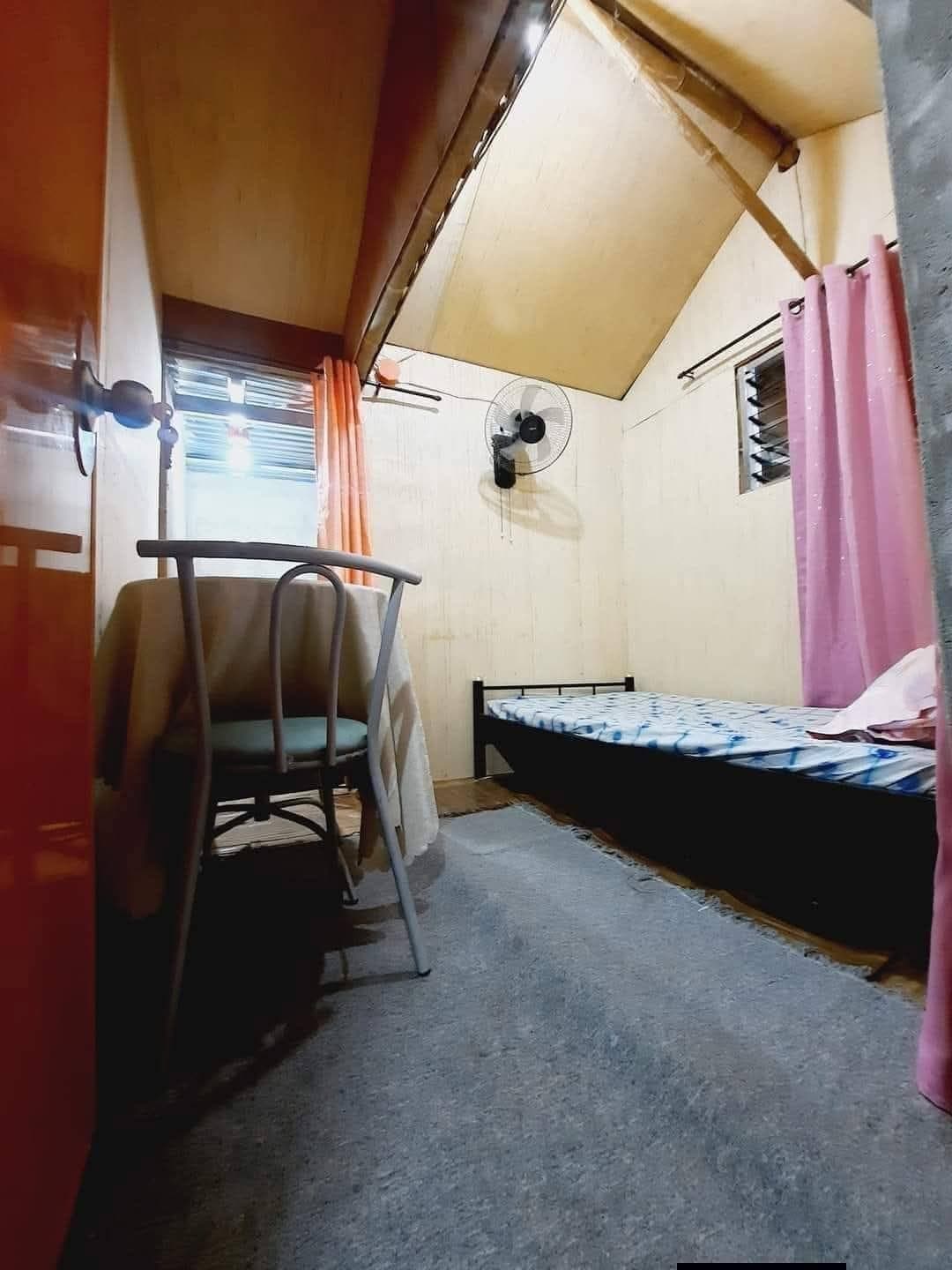 Room for rent with own sink and Cr 3500 - photo 3