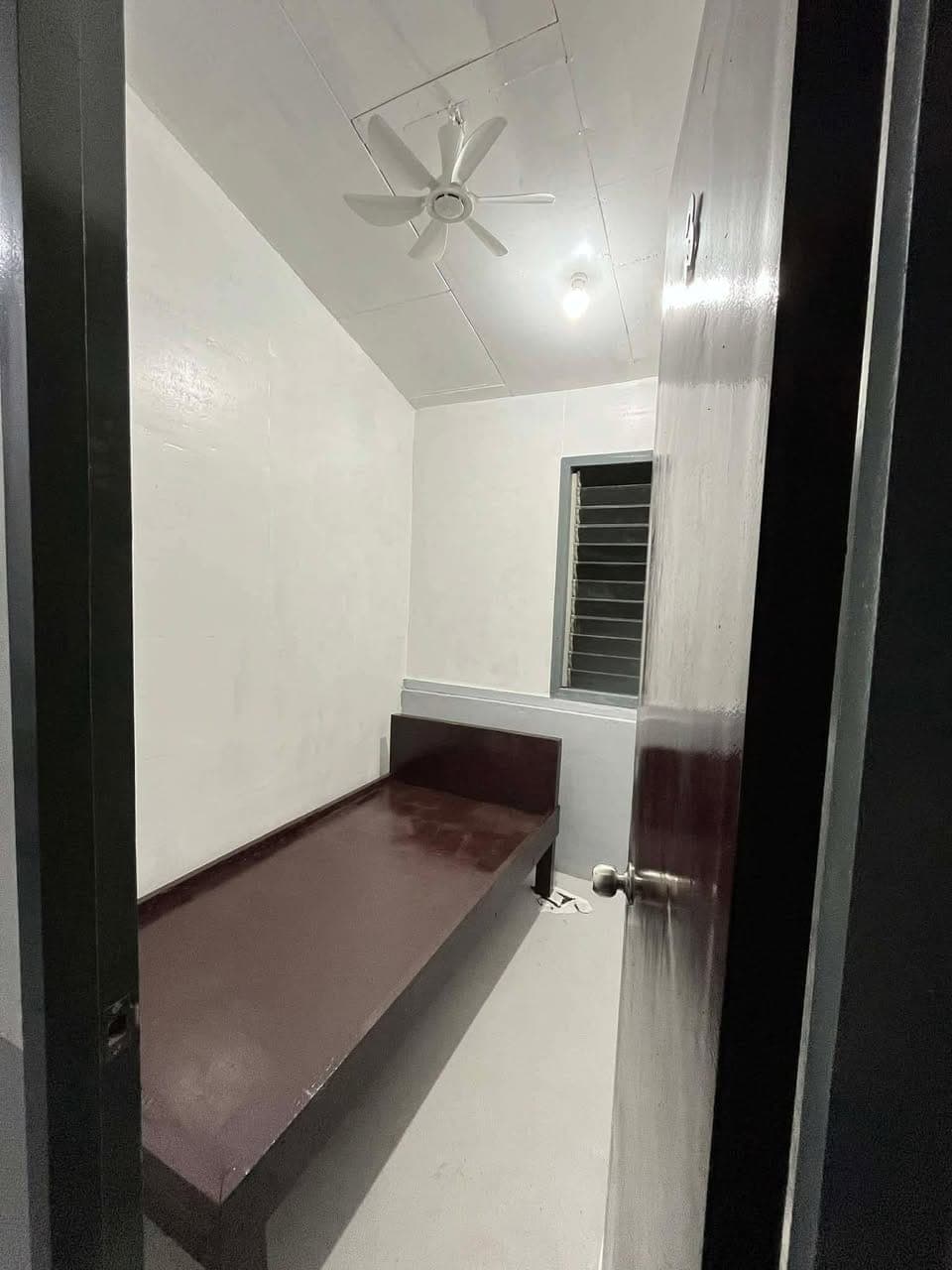 ROOM FOR RENT ! - photo 1