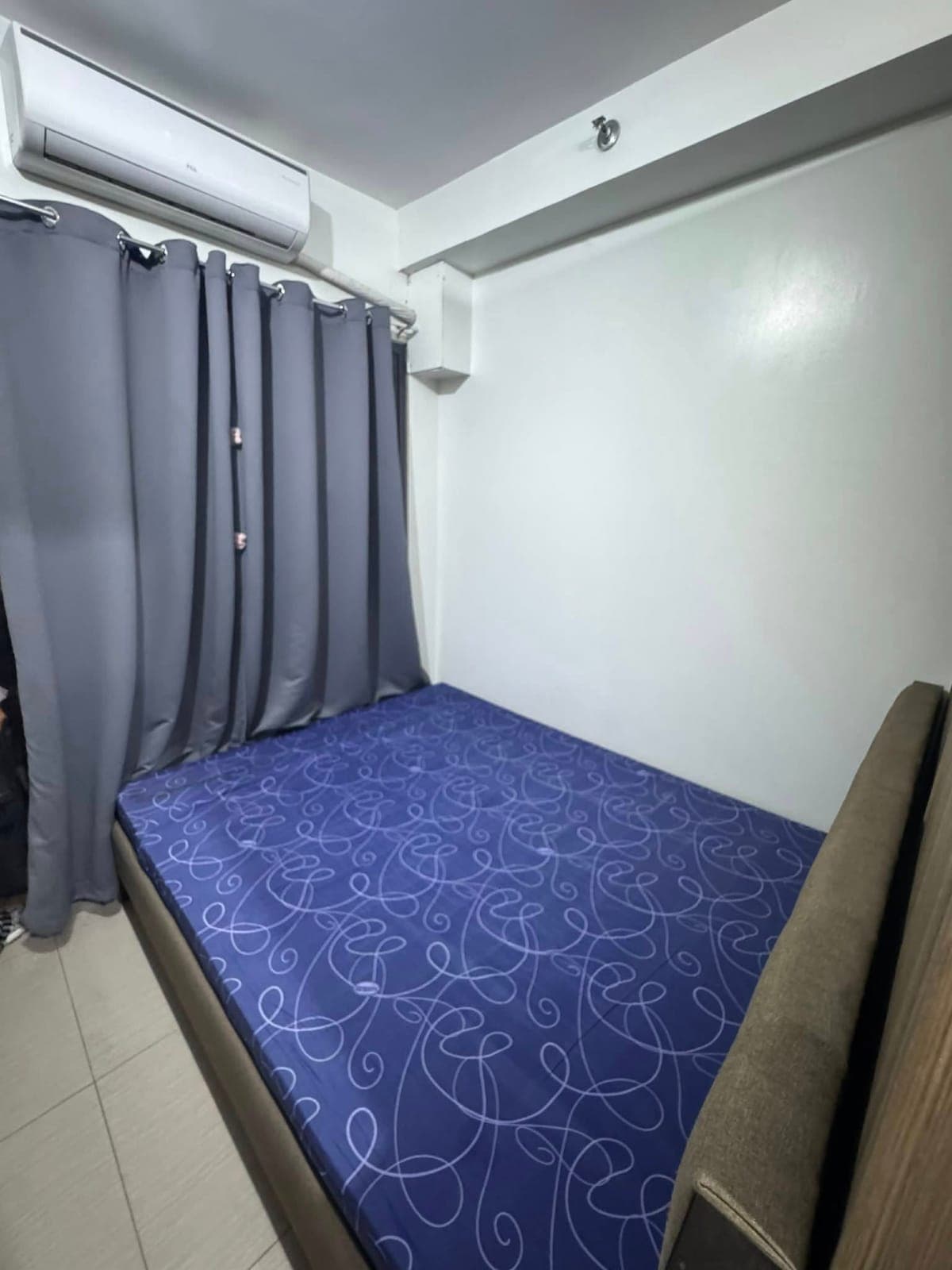 SHORE 2 RESIDENCES FOR RENT - - photo 5