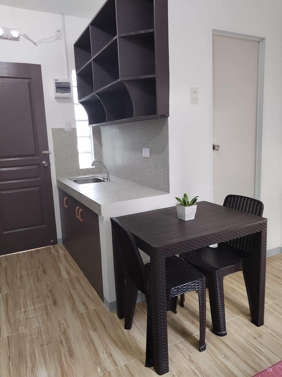 ROOMS FOR RENT! - photo 1