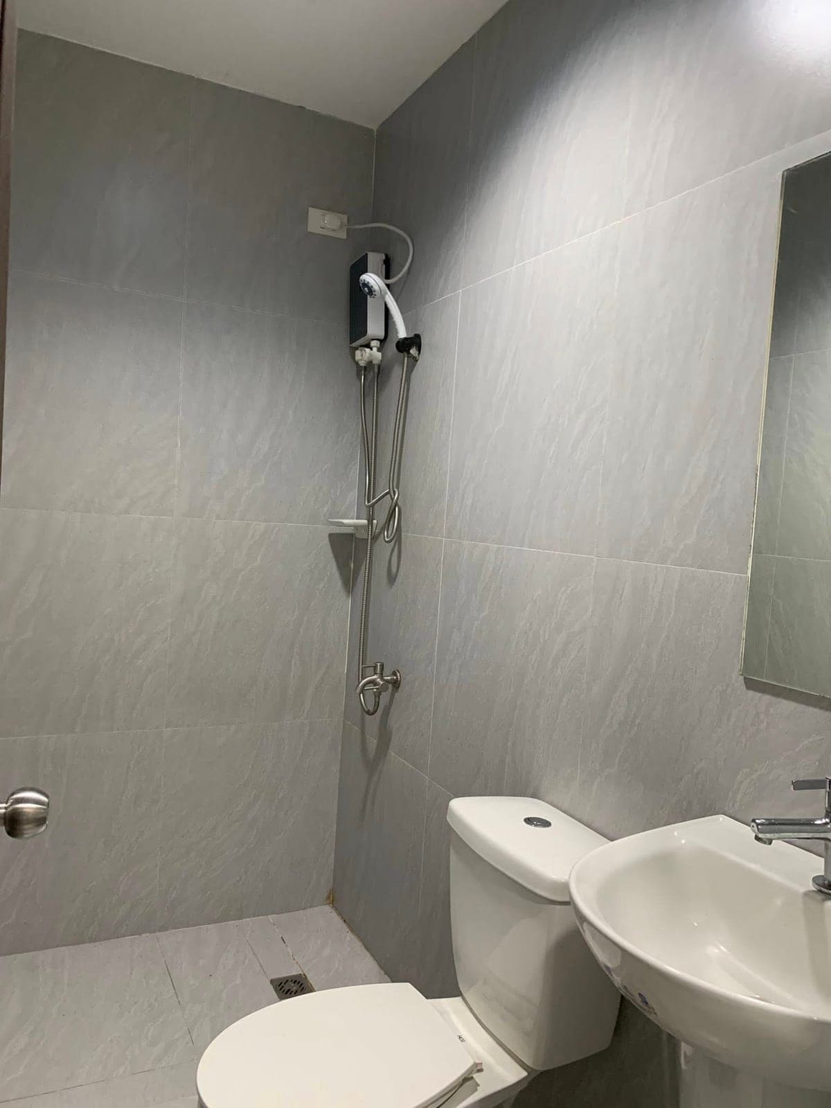 🏢 FOR RENT – AVAILABLE UNITS IN MANDALUYONG CITY - photo 14