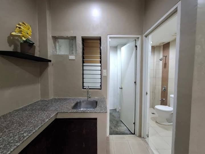 APARTMENT FOR RENT - photo 1