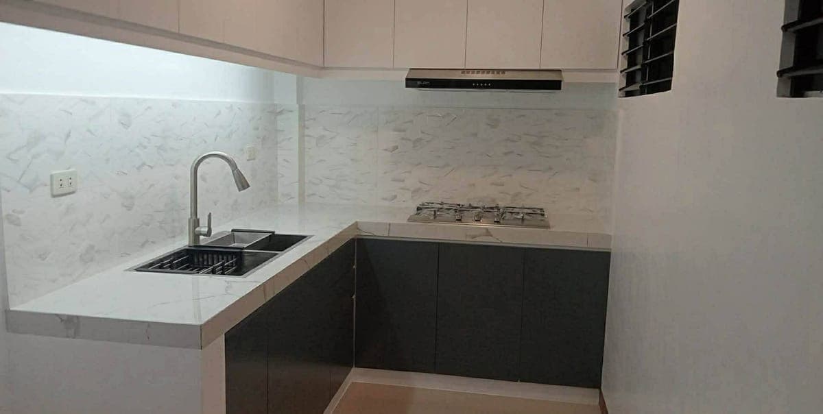 NEWLY RENOVATED HOUSE FOR RENT‼️ - photo 14