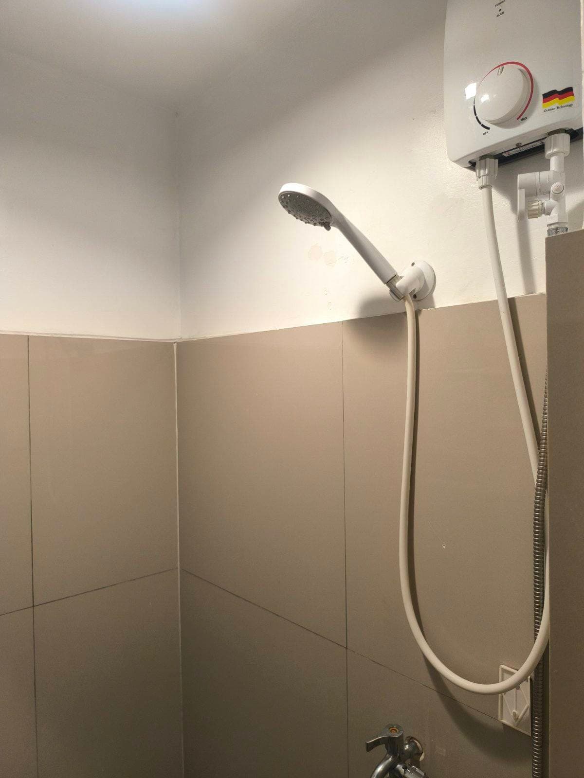 APARTMENT FOR RENT AT PIO DEL PILAR,MAKATI - photo 7