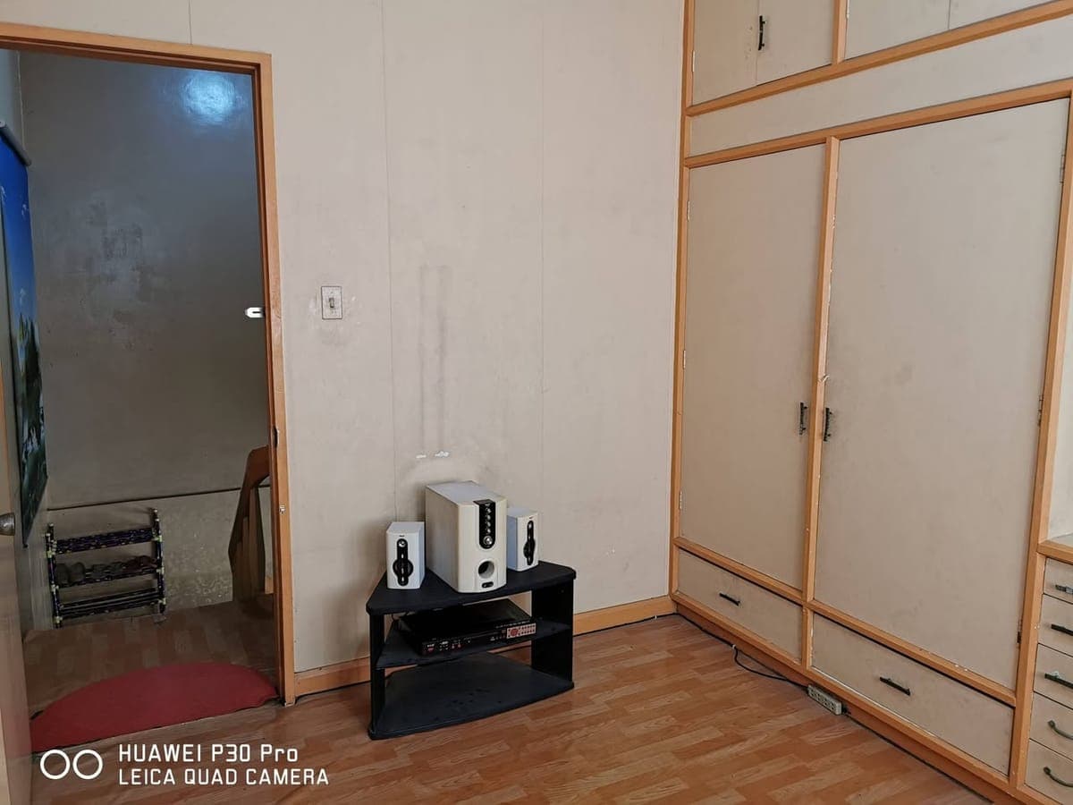 Room For Rent with AC - photo 2