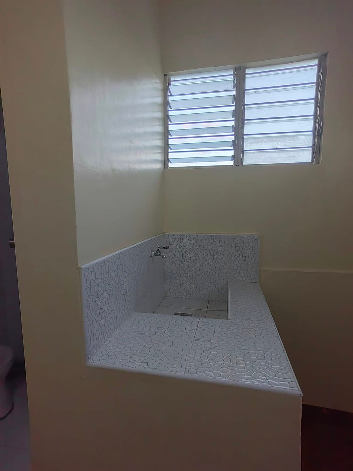 Newly renovated Room for rent in Holycross Agdao - photo 6