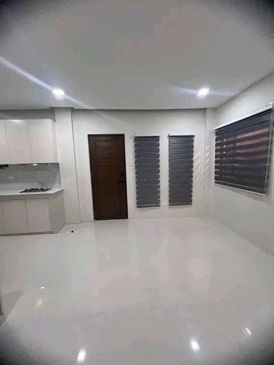 LAST ONE LEFT  Studio unit !! 🙂 - photo 2