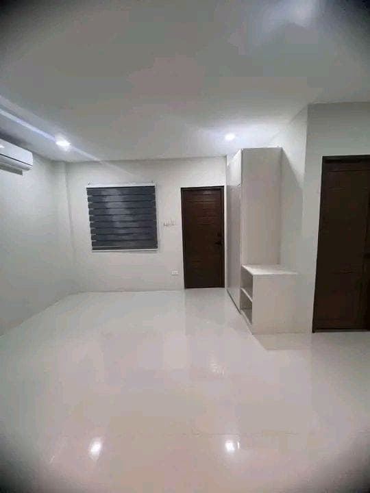 LAST ONE LEFT  Studio unit !! 🙂 - photo 7