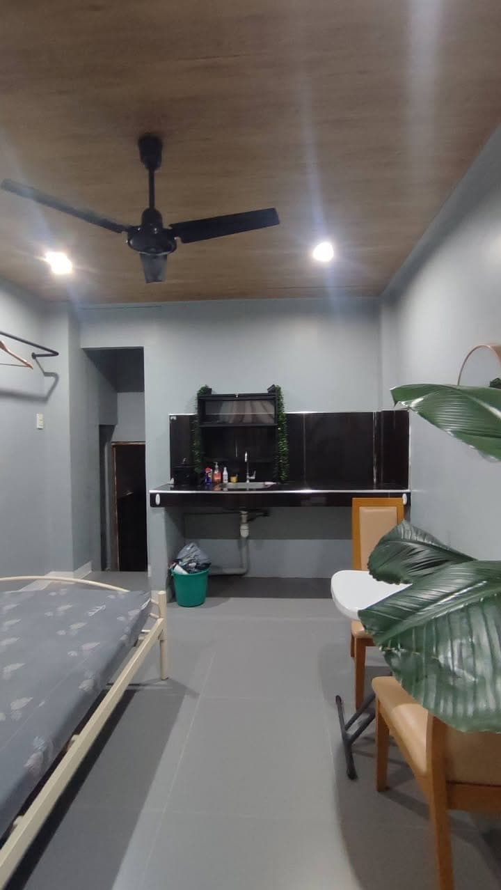 Daily Room For Rent - photo 2