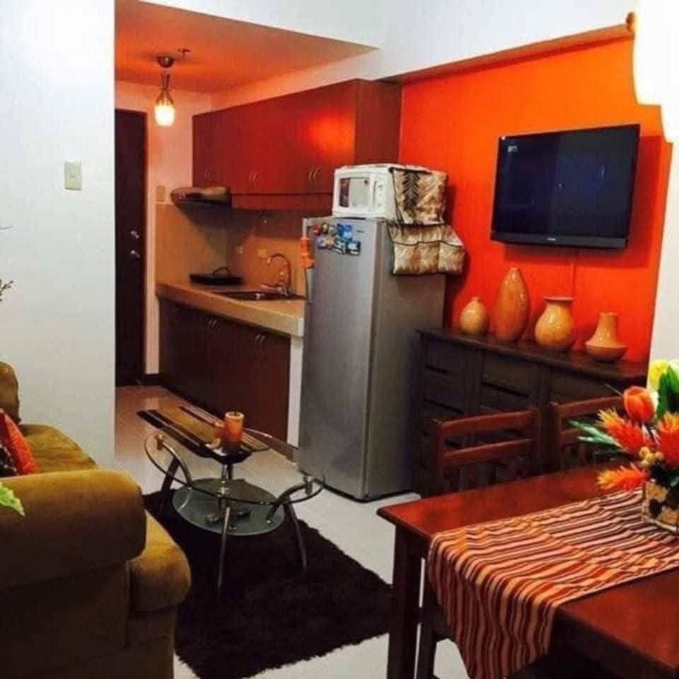 𝐅𝐎𝐑 𝐑𝐄𝐍𝐓 One Bedroom with Balcony Condo Unit at Makati Executive Tower - photo 2