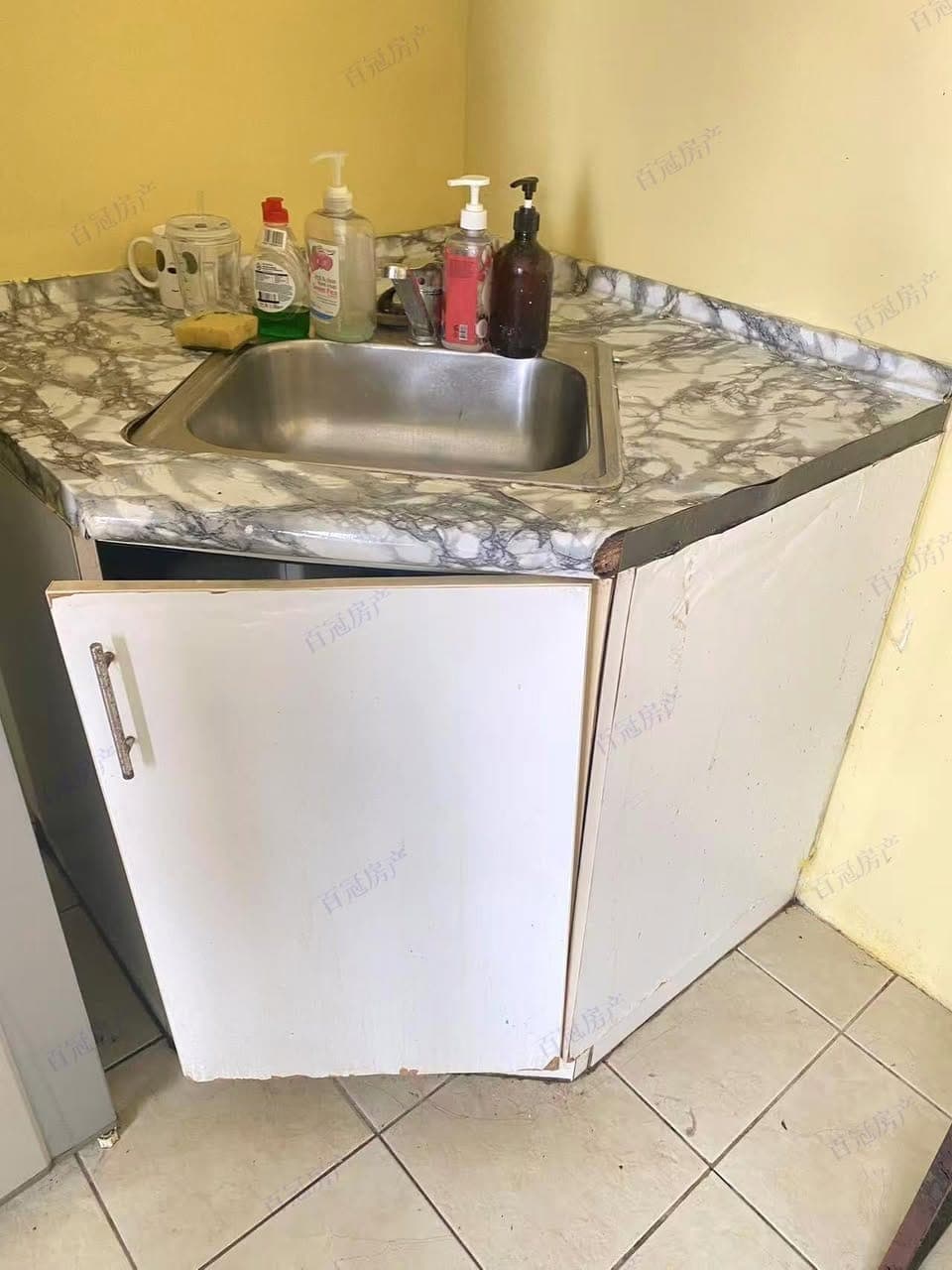 🚨 RUSH RENT 🚨🏘️ Studio Type  Unit - photo 2