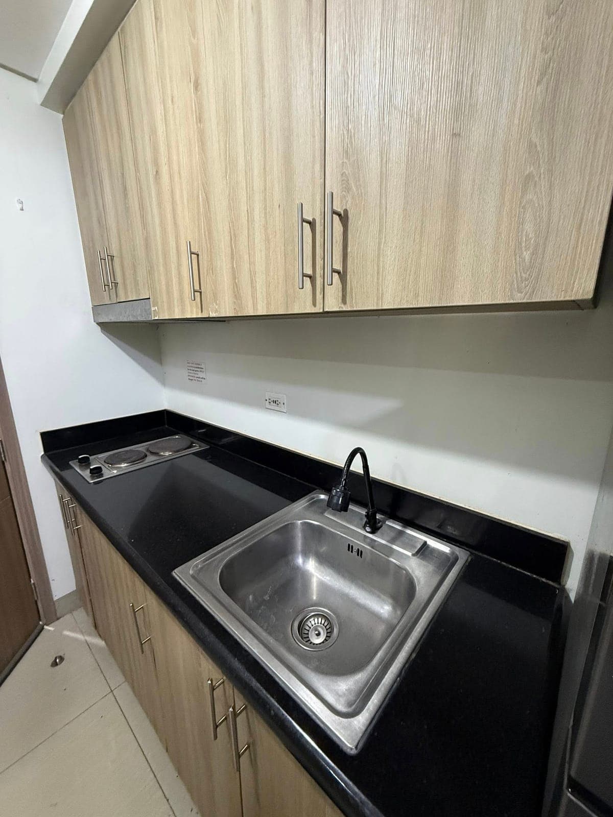 - SHORE 2 RESIDENCES FOR RENT - - photo 2