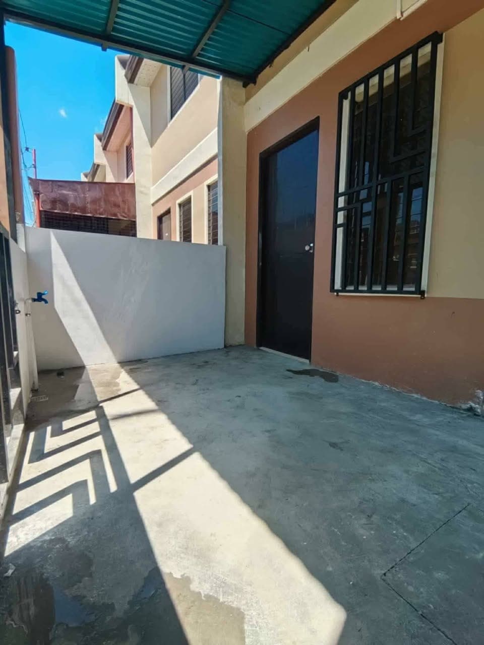 AVAILABLE TOWNHOUSE ON DECA TALOMO  DAVAO CITY - photo 2