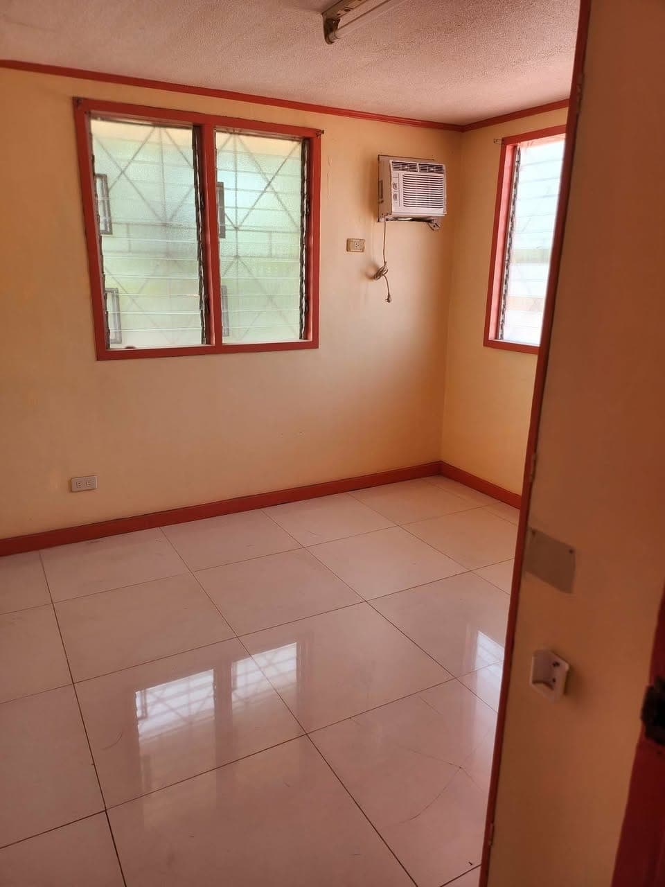 Hi Davao city , catalunan grande area available apartment for rent 2 bed rooms we are a Couple looki... - photo 2