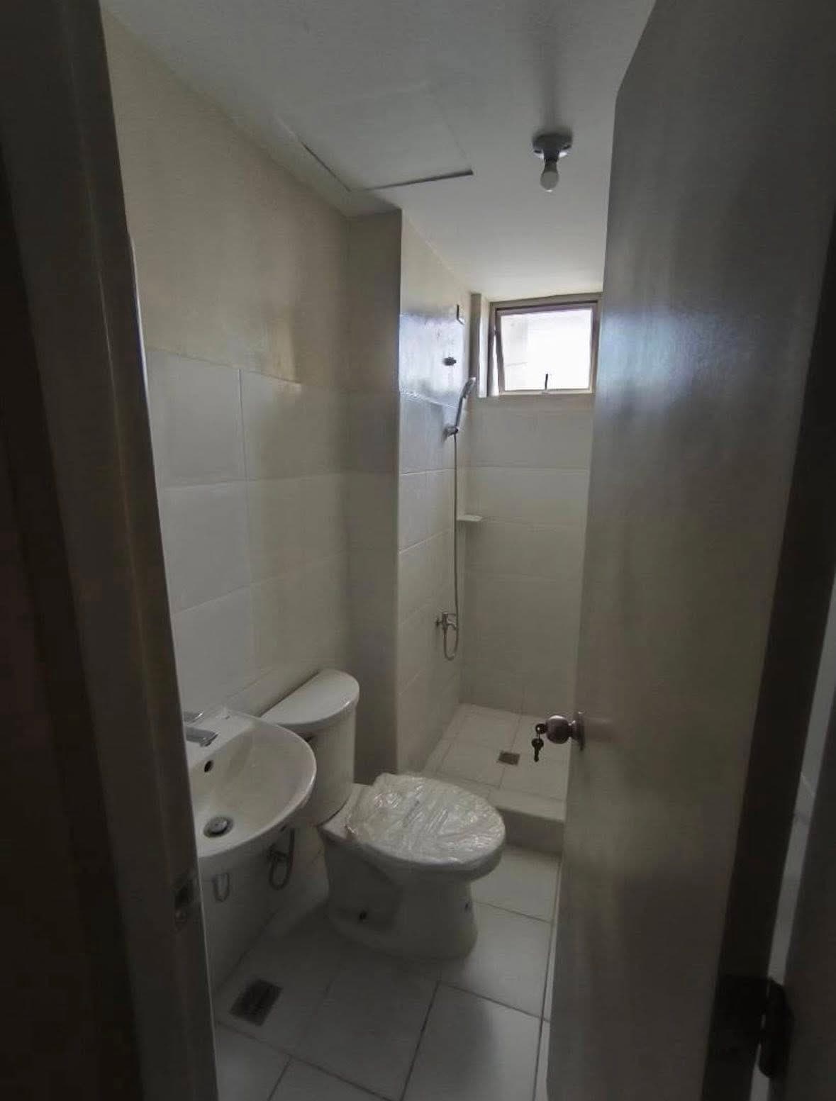 2 Bedroom Bare Unit for Rent - photo 4