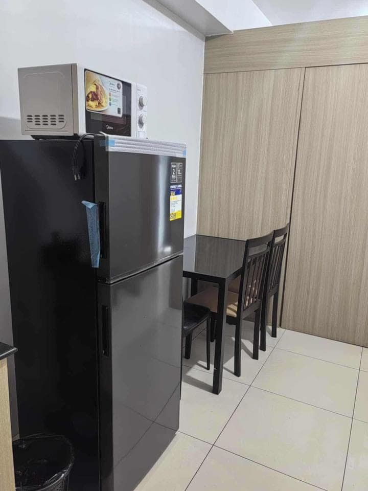 🚨 RUSH RENT 🚨🏘️ 1 Bedroom  Unit - photo 1