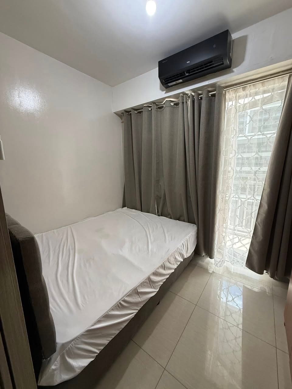 .- SHORE RESIDENCES FOR RENT - ( open for 3 months or 6 months Contract ) - photo 2