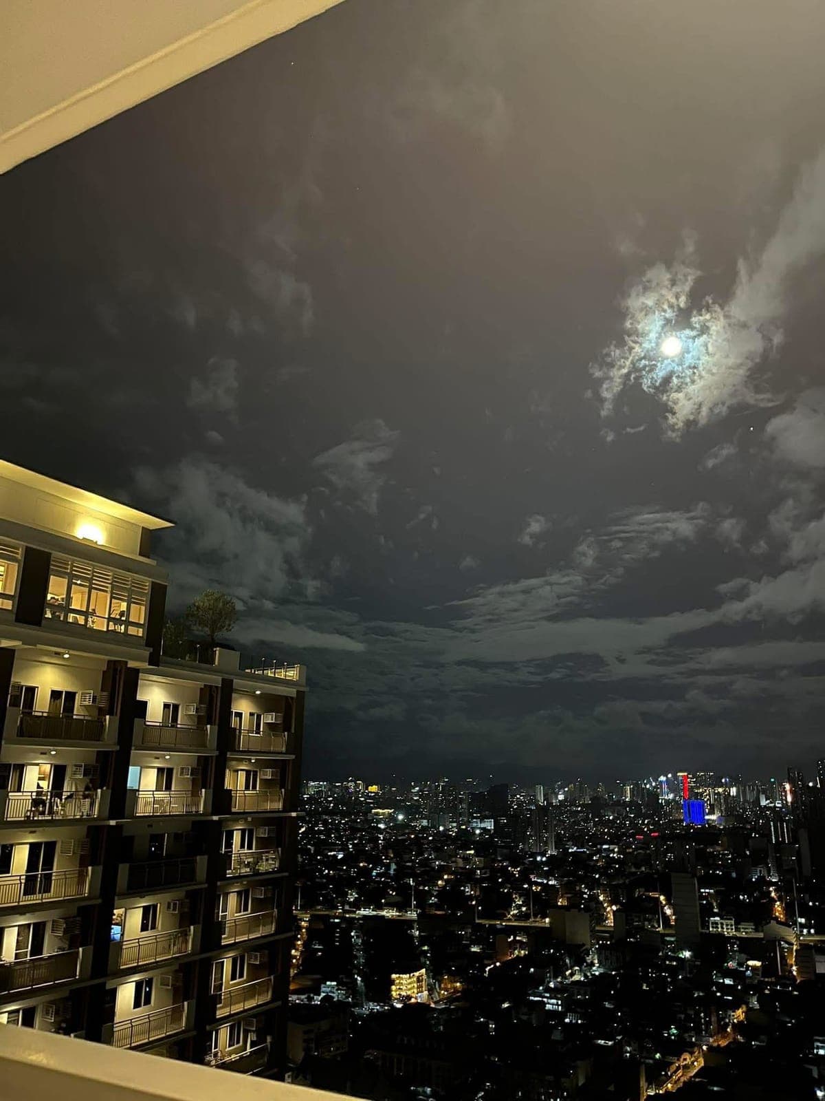 🚨 RUSH RENT 🚨🏘️ 1 Bedroom Unit - photo 8