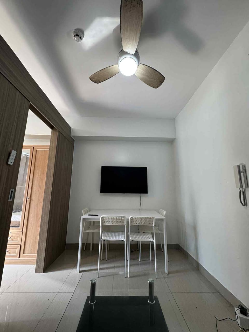 SHORE 2 RESIDENCES FOR RENT - PASAY CITY walking distance to MOA - photo 1