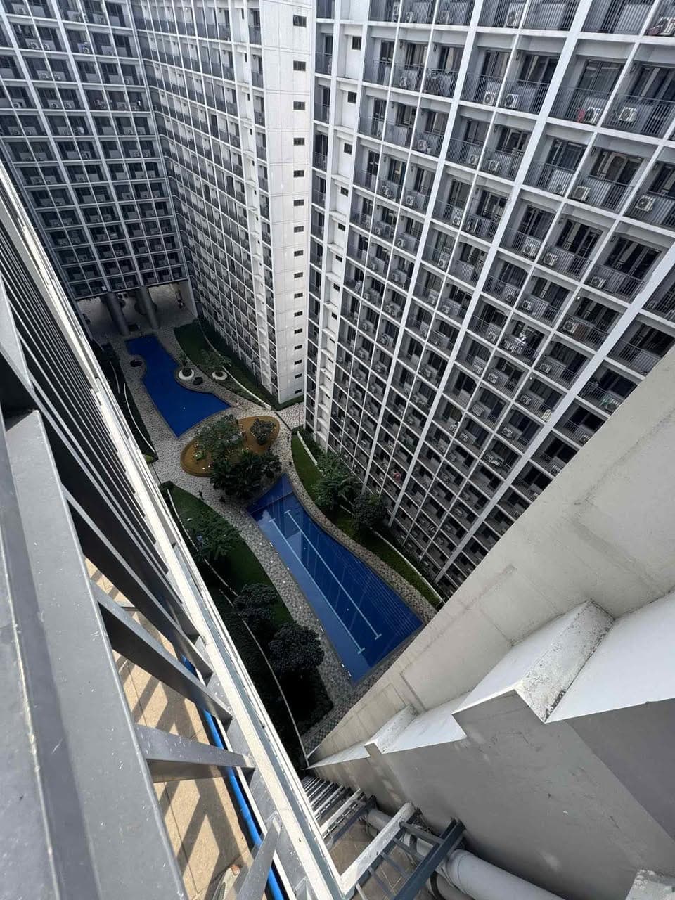 SHORE 2 RESIDENCES FOR RENT - PASAY CITY walking distance to MOA - photo 3