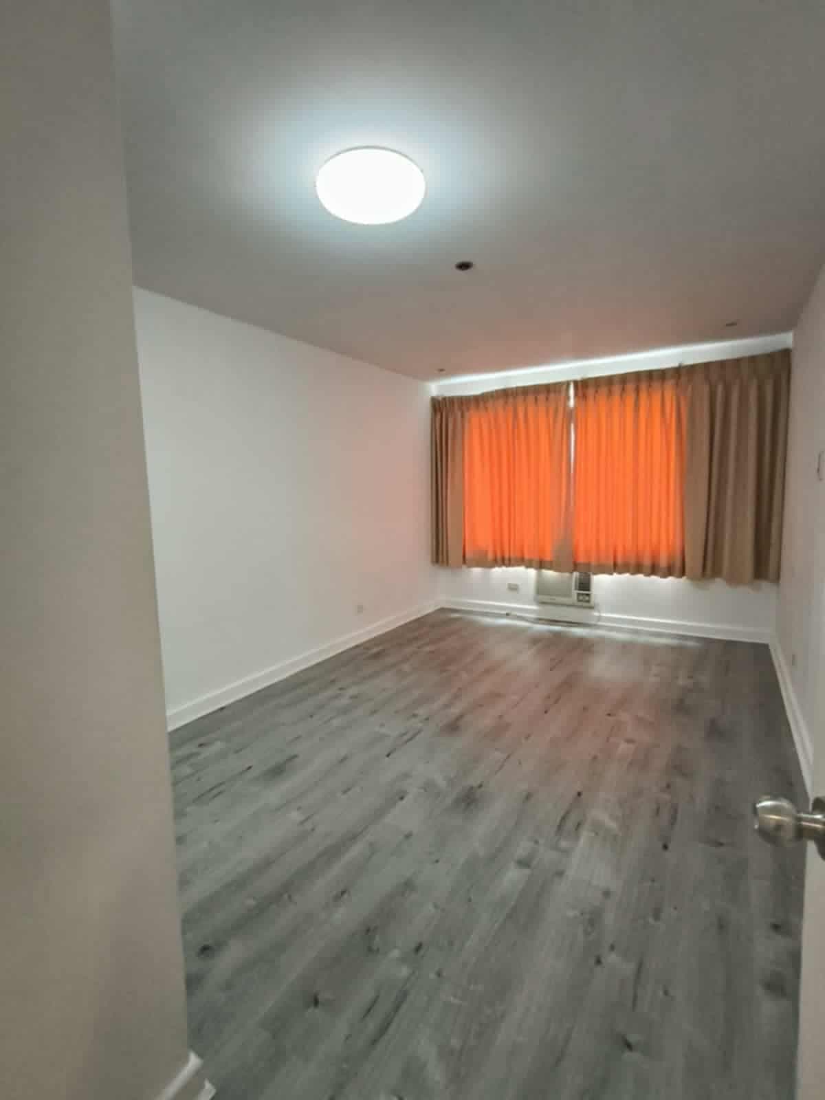 🚨 RUSH RENT 🚨🏘️ 2 Bedroom Unit - photo 2