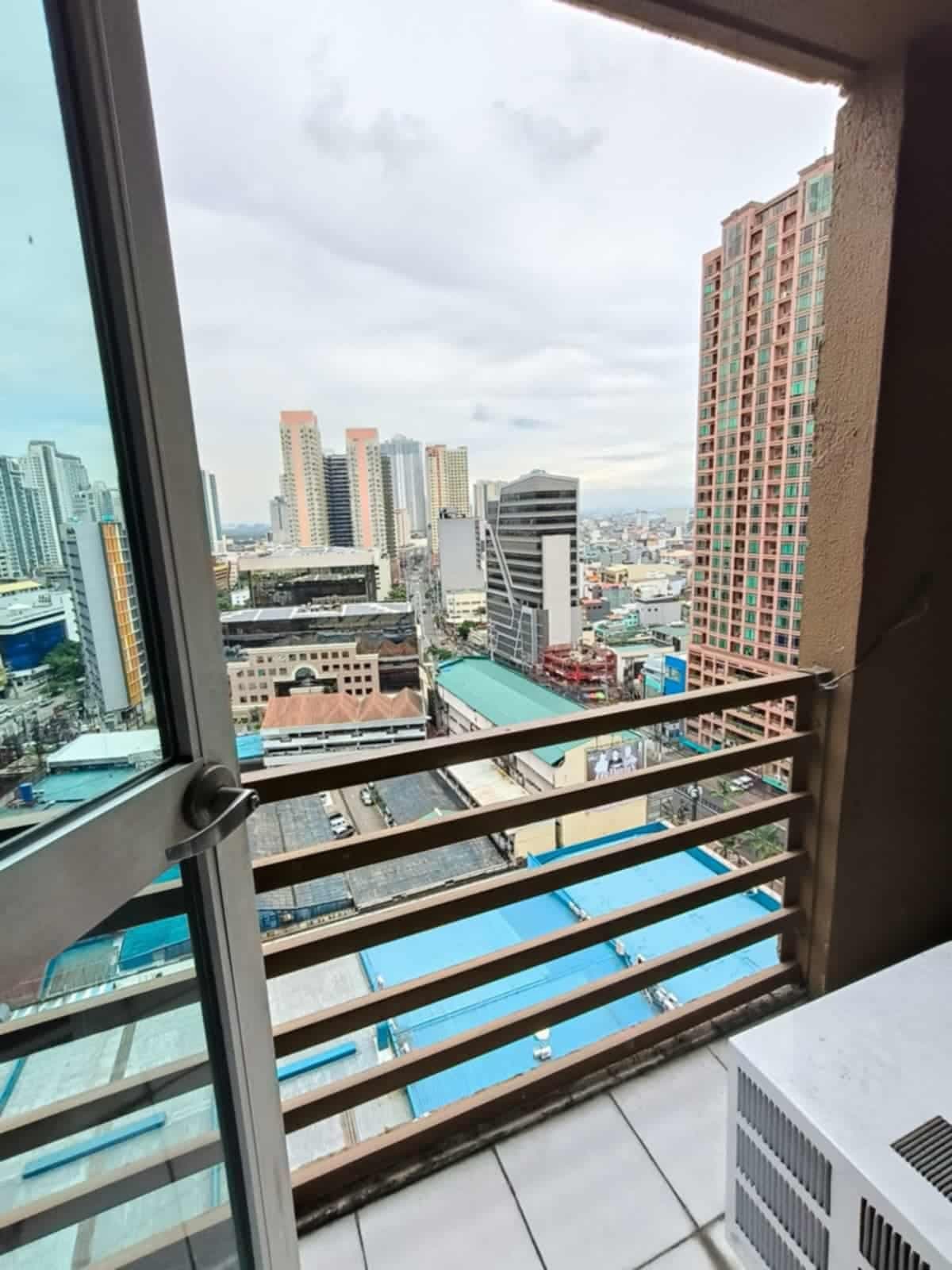 🚨 RUSH RENT 🚨🏘️ 2 Bedroom Unit - photo 9