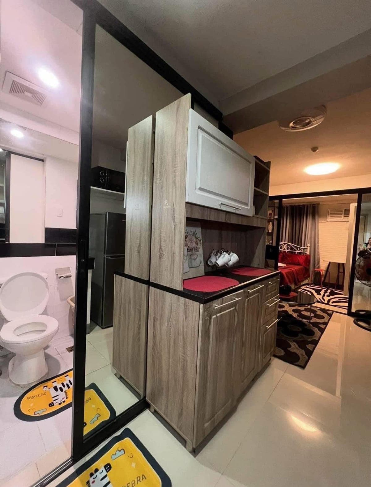 FOR RENT: ₱19,000/month. | Inclusive association dues - photo 8