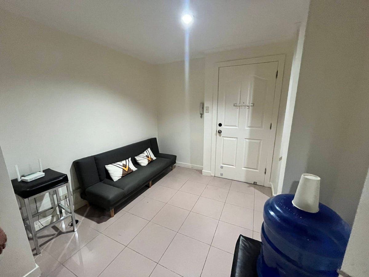 Makati condo Chino roces - photo 1